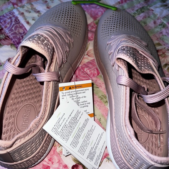 LiteRide Crocs - Picture 3 of 7